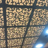 باریستا کار و قلیون زن و فست فود کار