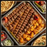 پونک ۳۰۰ متر تجاری مناسب تمامی مشاغل