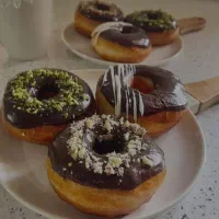 کارگرساده،خانم،آقا،بسته بندی دونات