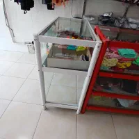 جمع آوری مغازه این لباس های زیربامیزها