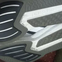 کتونی رانینگ اصلی سایز ۴۲|کیف، کفش، کمربند|همدان, |دیوار