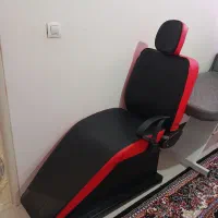 صندلی ارایشگاه کاملن سالم