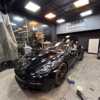 واکس و پولیش خودرو به صورت سیار