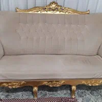 مبلمان هفت‌نفره سلطنتی با جلو‌مبلی و عسلی