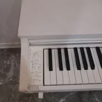 پیانو دیجیتال کاسیو Ap270|پیانو، کیبورد، آکاردئون|رشت, رشتیان|دیوار