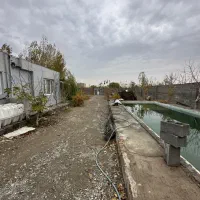 باغچه-با-بنای-قدیمی-جاده-خوشنام-ملک-بسیار-ارزنده