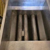 سرخ کن دین|کافی‌شاپ و رستوران|پرند, فاز ۱|دیوار