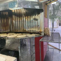 نیازمند فروشنده خانوم