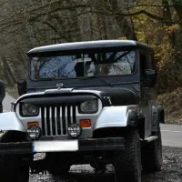 جیپ صحرا کولردار