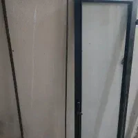 پنجره با کلاف و شیشه. حفاظ درب ورودی ساختمان|مصالح و تجهیزات ساختمان|زنجان, |دیوار