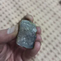 سنگ آمیتیس و سکه قدیمی