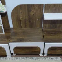 آینه و میز آرایشی و دوعدد پاتختی