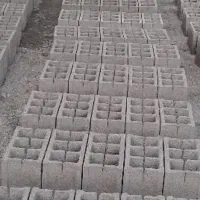 بلوک‌ سیمانی ، موزاییک پلیمری ، بتن اکسپوز، جدول