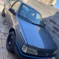 پژو ۹۴ درحد بدون آفتاب سوختگی شاسی سالم