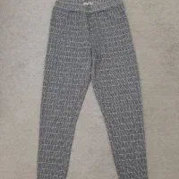 یک شلوار پاییزه، پنج عدد شلوار، یک لگ ورزشی