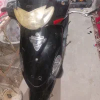 پاکشتی نه اسمش میدونم نه مدلش