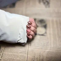 تخفیف یلدایی برای خدمات ناخن و کراتین مو