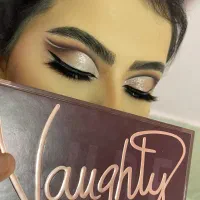 خدمات زیبایی روشان واقع درامام حسین ۷