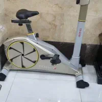 دوچرخه ثابت ورزشی