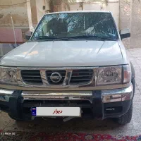 نیسان پیکاپ دو کابین، مدل ۱۳۸۹