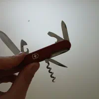 چاقو همه کاره ویکتورینوکس