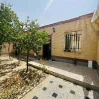 ویلایی دربست