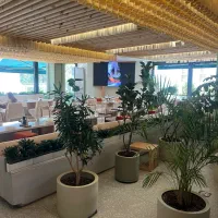 استخدام فوری پرسنل رستوران هاست ویتر،کاپیتان اردر|استخدام خدمات فروشگاه و رستوران|تهران, نیاوران|دیوار