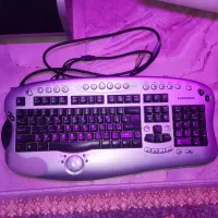 کیبورد سیمی