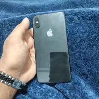 ایفون xs max