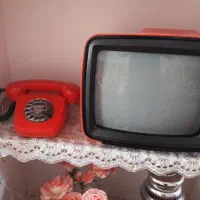 تلویزیون قدیمی سیاه وسفید