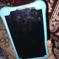 تبلت در حد نو سالم زیر قیمت