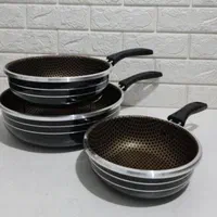 سرویس۷ پارچه زنبوری سایز بزرگ|ظروف پختوپز|اصفهان, دشتستان|دیوار