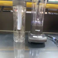 مخلوط کن همراه با شیکر