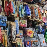 نیازمند فروشنده