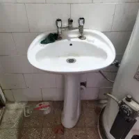 روشویی پایه دار