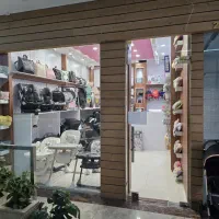 فروش یک باب مغازه در مجتمع تجاری بهار|فروش مغازه و غرفه|تهران, فلسطین (میدان انقلاب)|دیوار