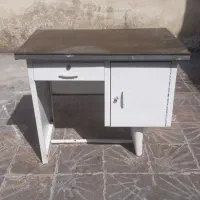 میز کار تمام فلز