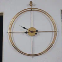 ساعت دیواری طلایی