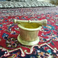 هاونگ برنجی قدیمی حدودا مال ۸۰ سال پیش|کلکسیون اشیاء عتیقه|اصفهان, احمدآباد|دیوار