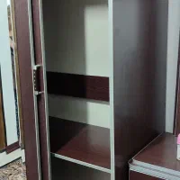 میز ارایشی،کمد،میز وسط،اینه ساعت