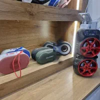 اسپیکر تو جیبی تا پارتی باکس دارا صدای با کیفیت