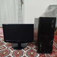 کیس و مانیتور  فوق‌العاده تمیز