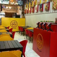 پیک موتوری کمک فرکار خانم