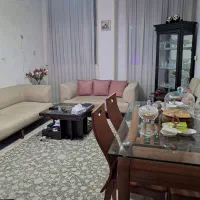 اپارتمان ۵۰ متری یکخواب تمیز تازه کاغذدیواری شده