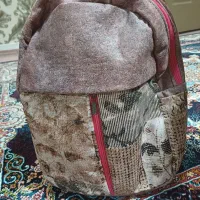یک عدد کوله ی مدرسه دخترانه