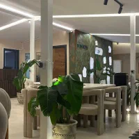 استخدام نیروی خدماتی رستوران