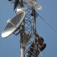 دکل مهاری ، اینترنت