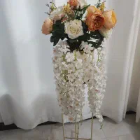 گل و گلدان