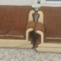 مبل چهار تیکه همراه با دوعدد میز شیشه ای|مبلمان خانگی و میز عسلی|شوشتر, |دیوار