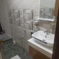 اجاره سوئیت|اجارهٔ کوتاه‌مدت آپارتمان و سوئیت|هشتگرد, فشند|دیوار